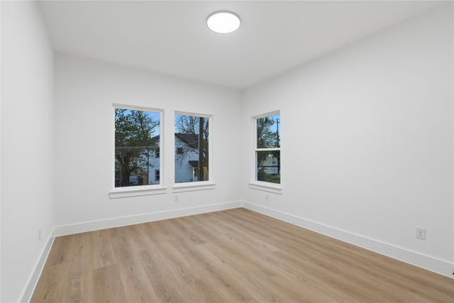 3708 Spence Street, Dallas, TX 75215