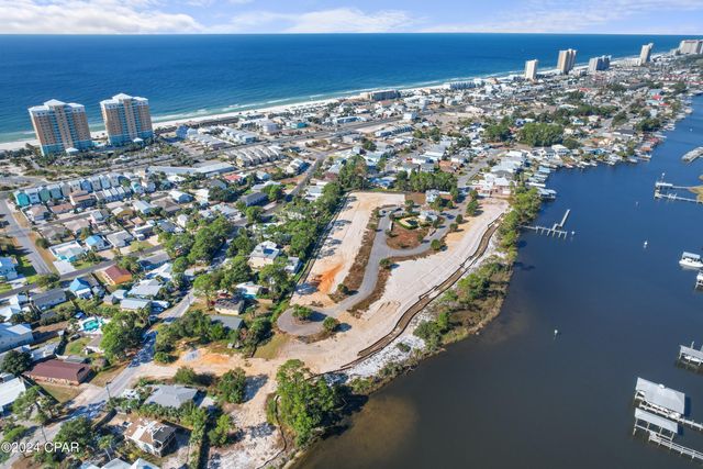 7852 Grand Lagoon Way, Panama City Beach, FL 32408