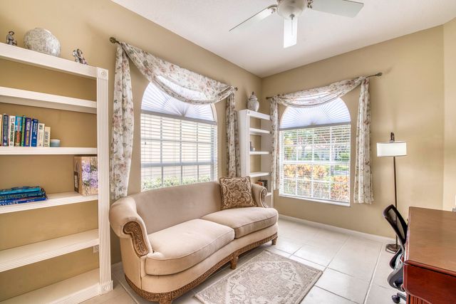 8907 Oldham Way, Palm Beach Gardens, FL 33412