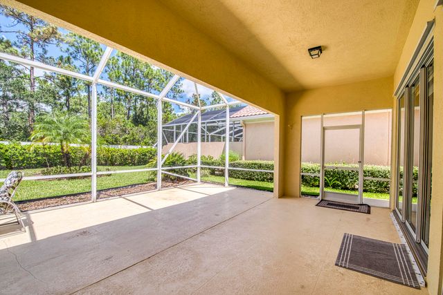 8907 Oldham Way, Palm Beach Gardens, FL 33412