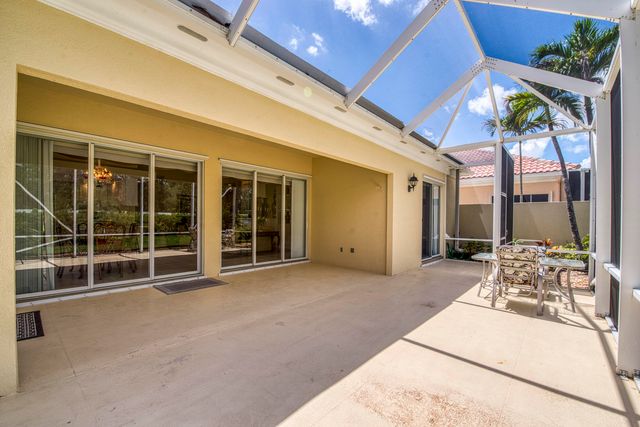 8907 Oldham Way, Palm Beach Gardens, FL 33412