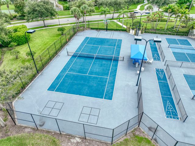 8907 Oldham Way, Palm Beach Gardens, FL 33412