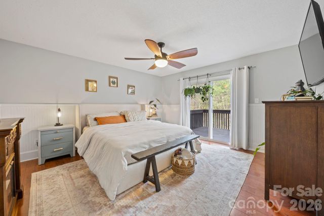 350 21st Avenue Drive NW, Hickory, NC 28601