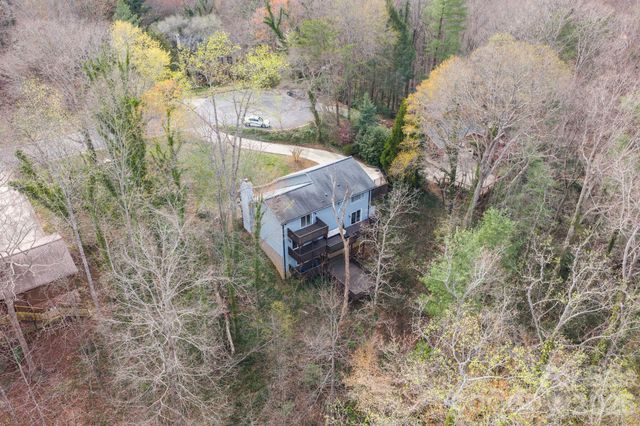 350 21st Avenue Drive NW, Hickory, NC 28601