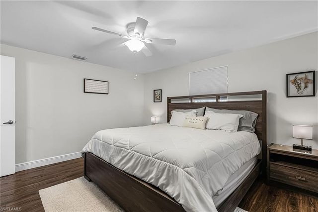 776 Entrada DR S, Fort Myers, FL 33919