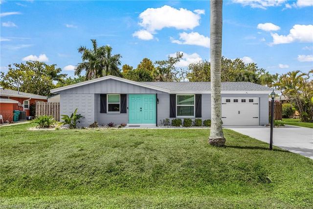 776 Entrada DR S, Fort Myers, FL 33919