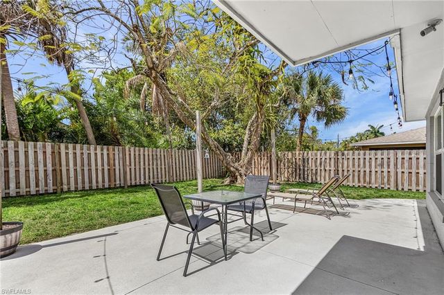 776 Entrada DR S, Fort Myers, FL 33919