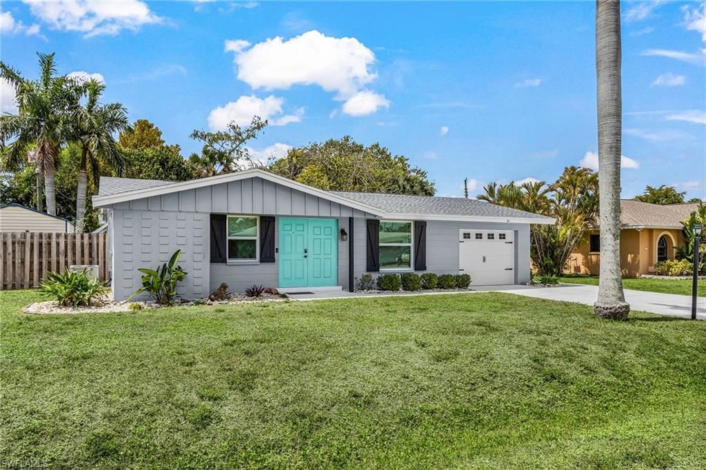 776 Entrada DR S, Fort Myers, FL 33919