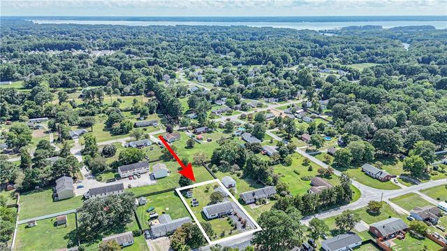 6956 Ashley ST, Hayes, VA 23072