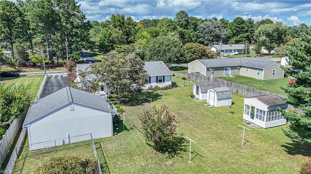 6956 Ashley ST, Hayes, VA 23072