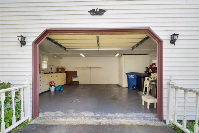 6956 Ashley ST, Hayes, VA 23072
