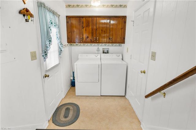 6956 Ashley ST, Hayes, VA 23072