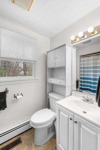 2 Rhode Island Rd, Wilmington, MA 01887