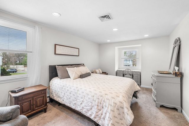 2 Rhode Island Rd, Wilmington, MA 01887