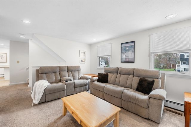 2 Rhode Island Rd, Wilmington, MA 01887