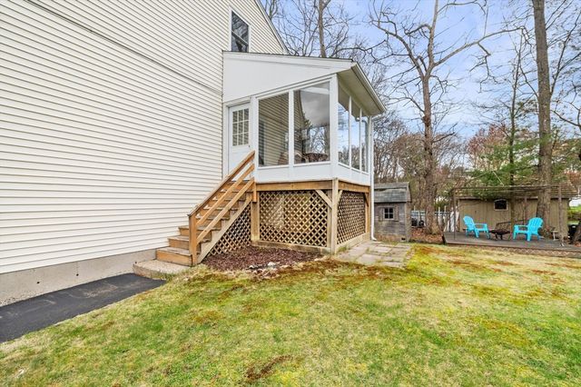 2 Rhode Island Rd, Wilmington, MA 01887