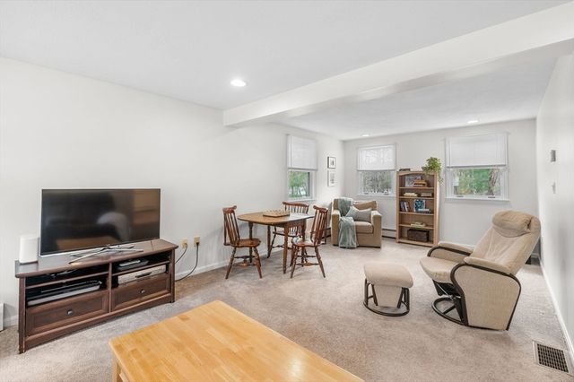 2 Rhode Island Rd, Wilmington, MA 01887