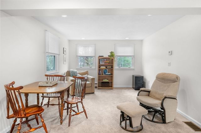 2 Rhode Island Rd, Wilmington, MA 01887