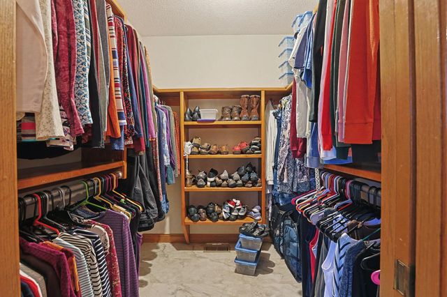 3704 N Smyser Ct, Wichita, KS 67204