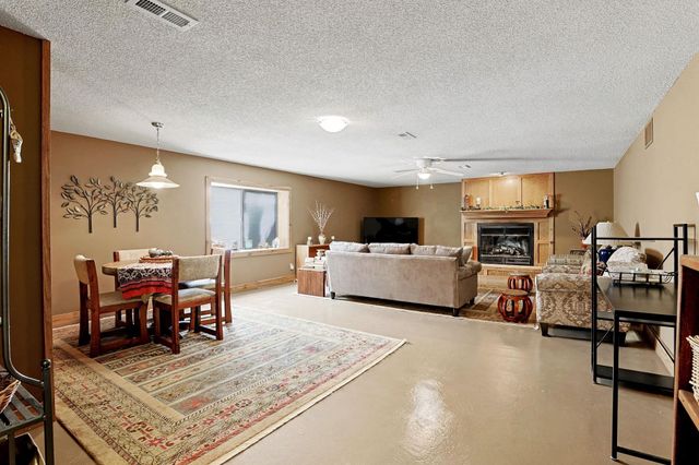 3704 N Smyser Ct, Wichita, KS 67204