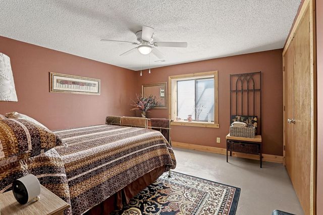 3704 N Smyser Ct, Wichita, KS 67204