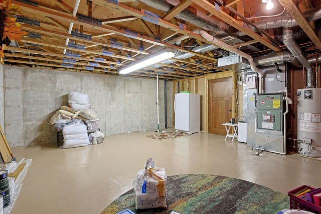 3704 N Smyser Ct, Wichita, KS 67204