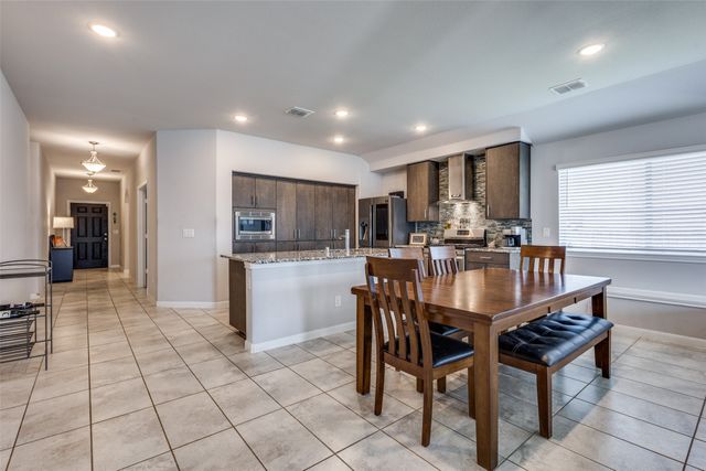 1404 Rosebush Road, Aubrey, TX 76227