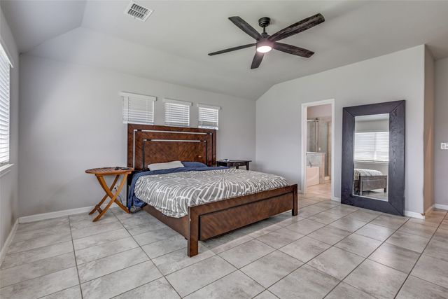 1404 Rosebush Road, Aubrey, TX 76227