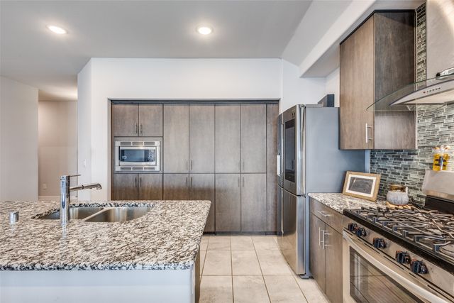 1404 Rosebush Road, Aubrey, TX 76227