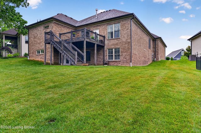 216 Locust Park Pl, Louisville, KY 40245