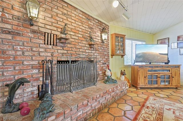55 Siddall Avenue, Las Vegas, NV 89183