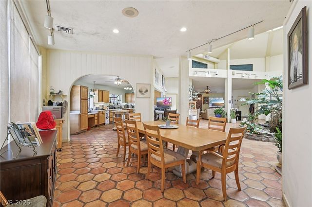 55 Siddall Avenue, Las Vegas, NV 89183