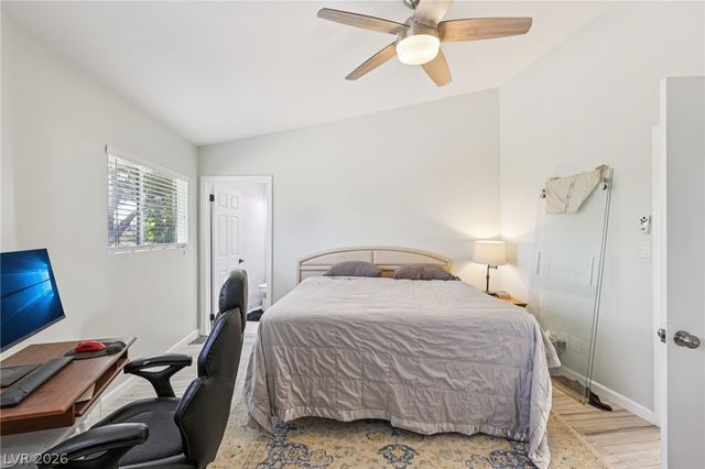 55 Siddall Avenue, Las Vegas, NV 89183