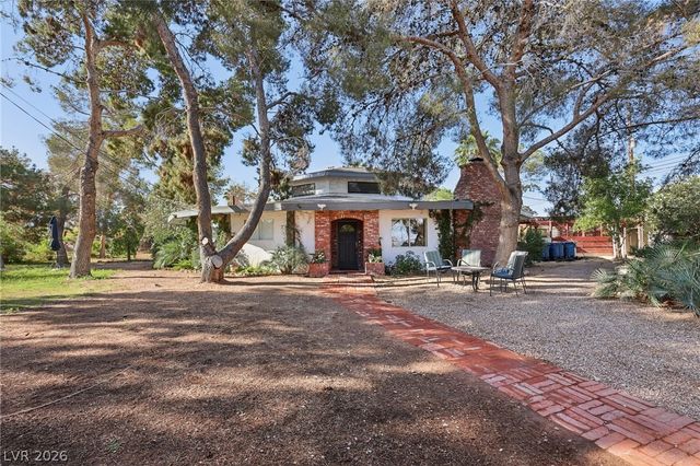 55 Siddall Avenue, Las Vegas, NV 89183