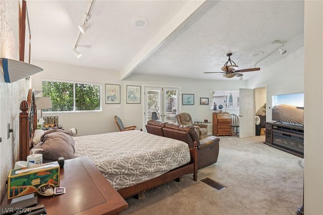 55 Siddall Avenue, Las Vegas, NV 89183