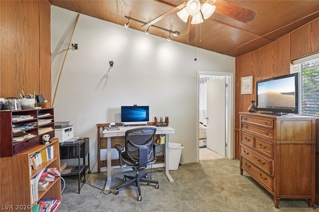 55 Siddall Avenue, Las Vegas, NV 89183