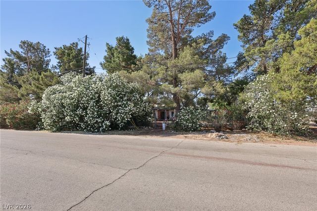 55 Siddall Avenue, Las Vegas, NV 89183
