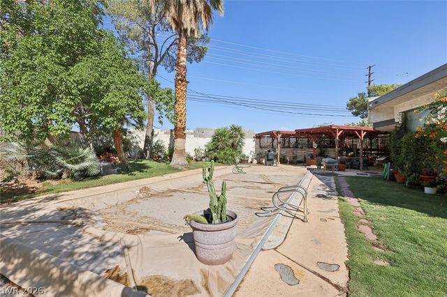 55 Siddall Avenue, Las Vegas, NV 89183