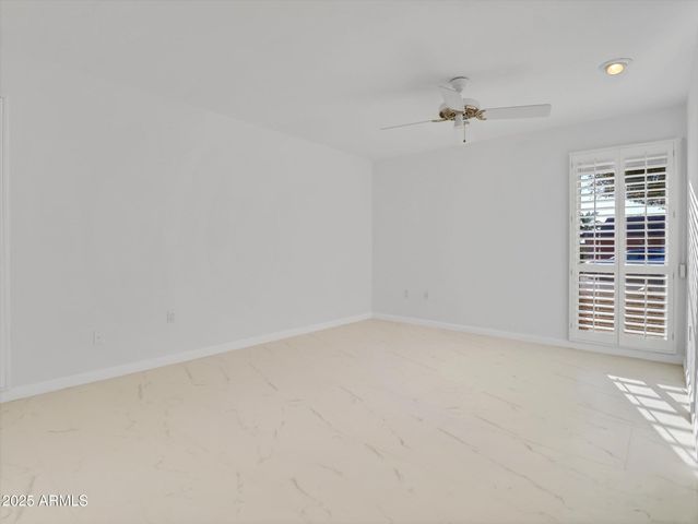 15213 N CAMEO Drive, Sun City, AZ 85351