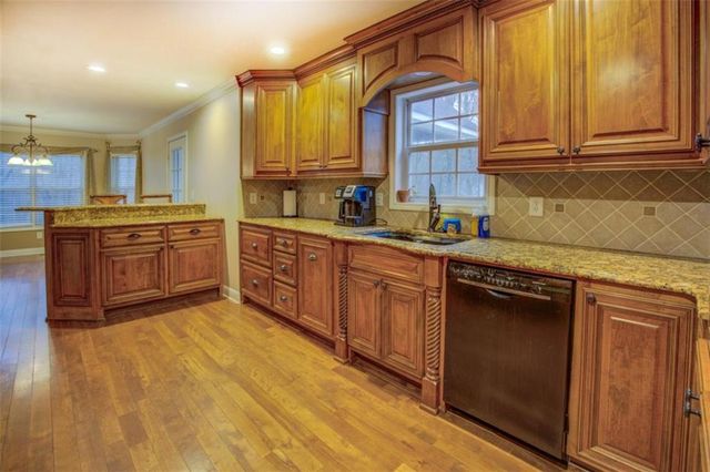 125 Goldfinch Drive, Covington, GA 30016