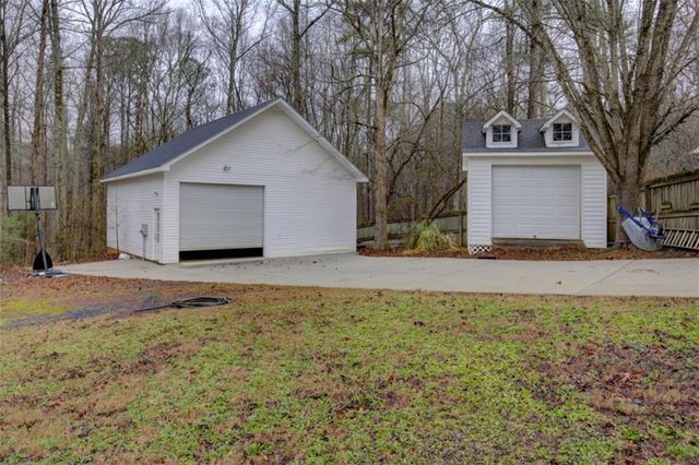 125 Goldfinch Drive, Covington, GA 30016