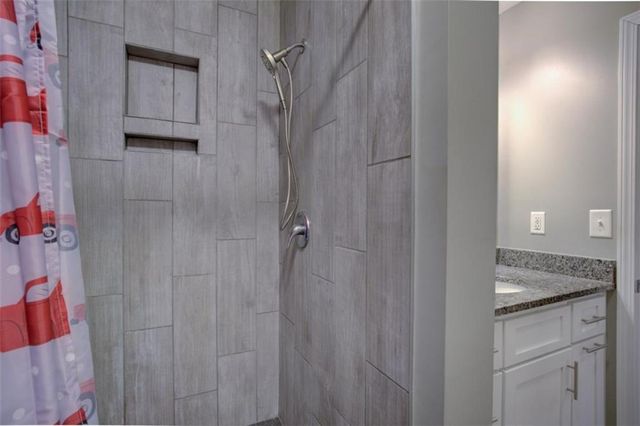 125 Goldfinch Drive, Covington, GA 30016