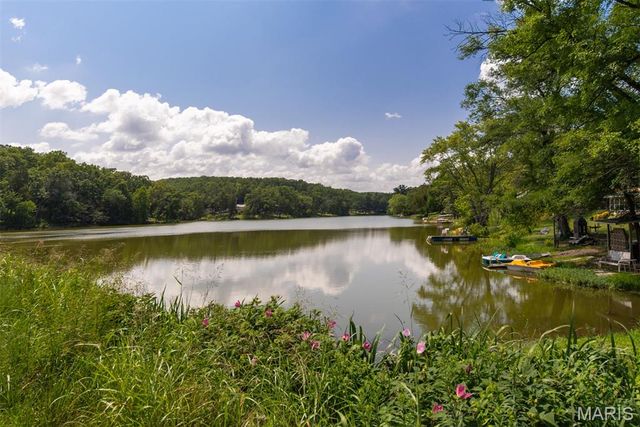8405 Midway Drive, Cedar Hill, MO 63016