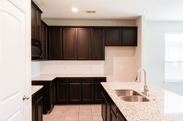 6325 Longhorn Herd Lane, Fort Worth, TX 76123