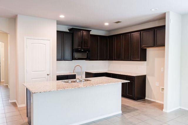 6325 Longhorn Herd Lane, Fort Worth, TX 76123