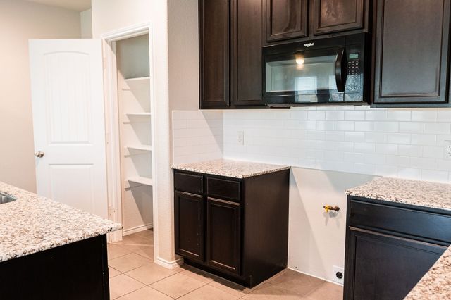 6325 Longhorn Herd Lane, Fort Worth, TX 76123