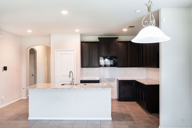 6325 Longhorn Herd Lane, Fort Worth, TX 76123