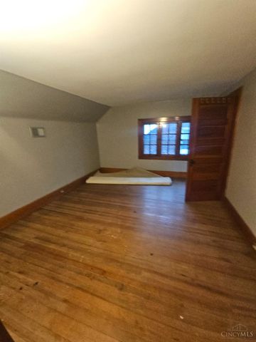 3936 Dickson Avenue, Cincinnati, OH 45229