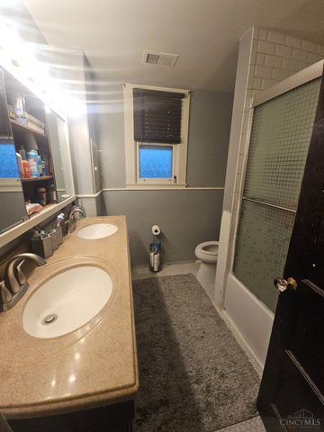 3936 Dickson Avenue, Cincinnati, OH 45229