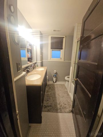 3936 Dickson Avenue, Cincinnati, OH 45229